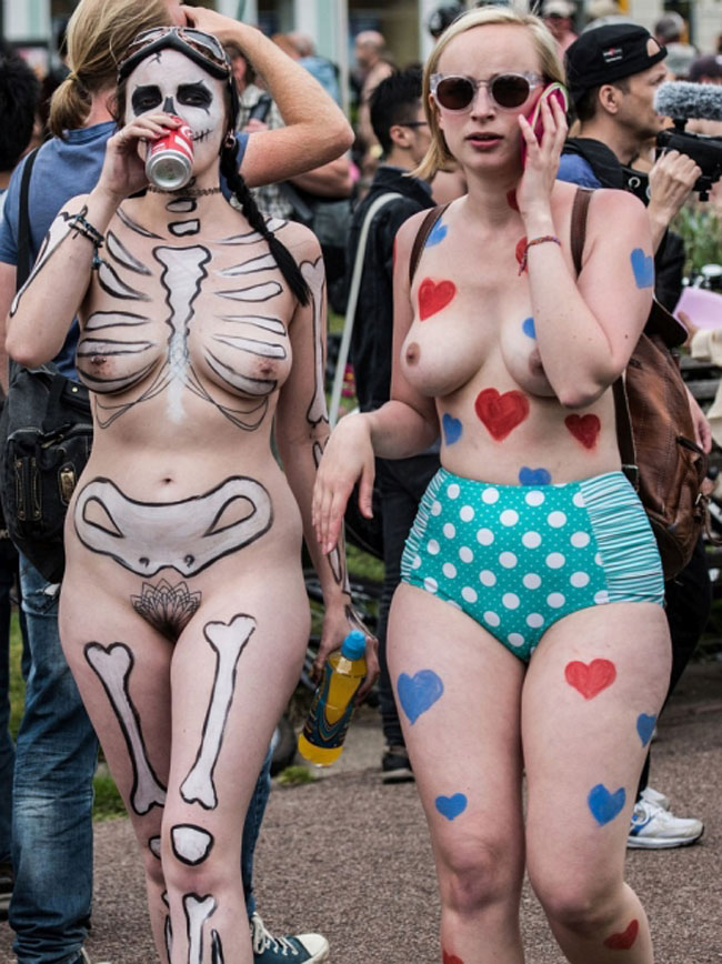 Body Painted Nudist Girls